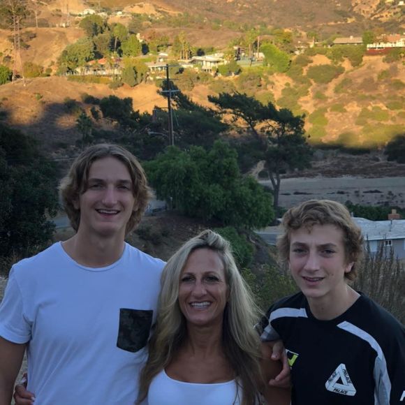 Meet your Posher, Marlene - Picture 1 of 1